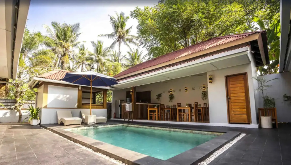 BALE DATU BUNGALLOW