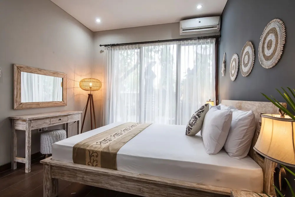 Cecilya House Balian