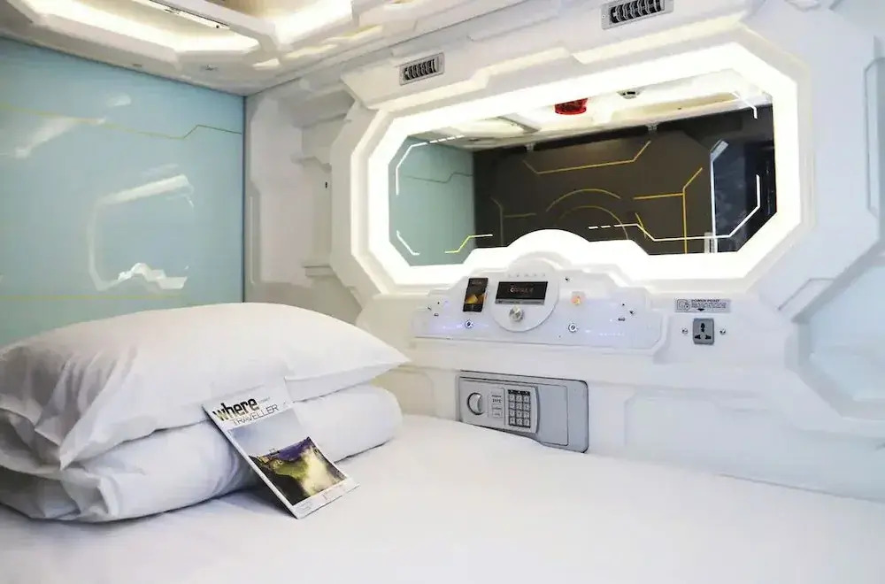 Capsule Riverside
