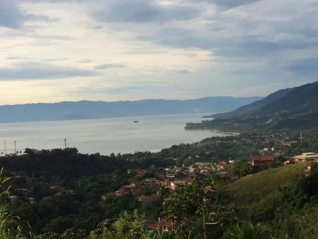 Linda casa com vista pro mar!!