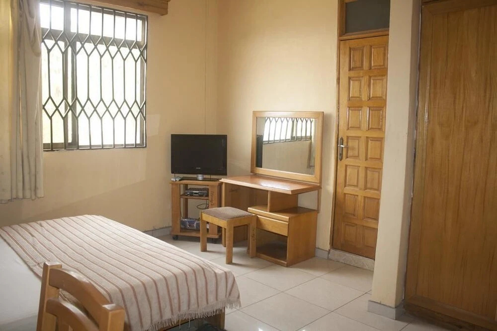 Elmeiz Place Guest House
