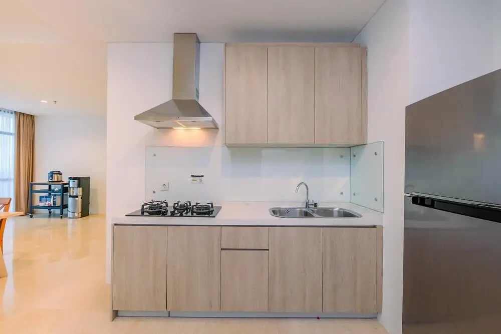 Spacious and Nice 3BR Apartment at Veranda Residence Puri