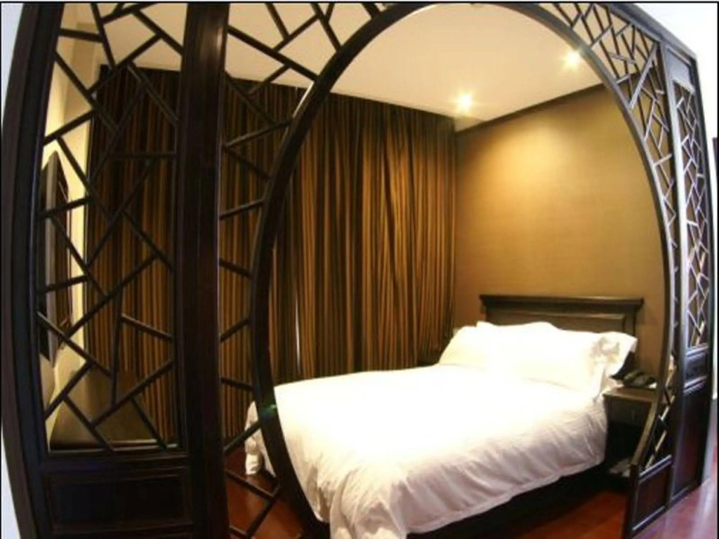 Baolong Homelike Hotel (Mudanjiang Branch)