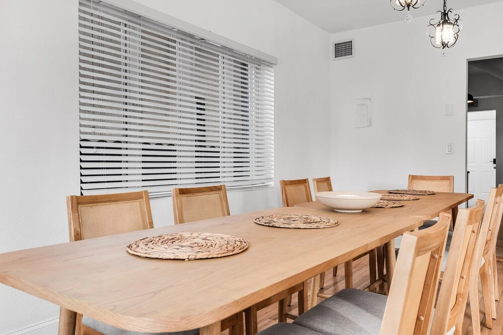 Stylish & Modern 4BD Home