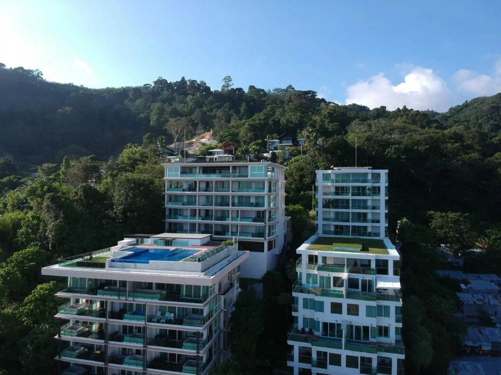 Patong sea view apartment at Privilege, rooftop pool