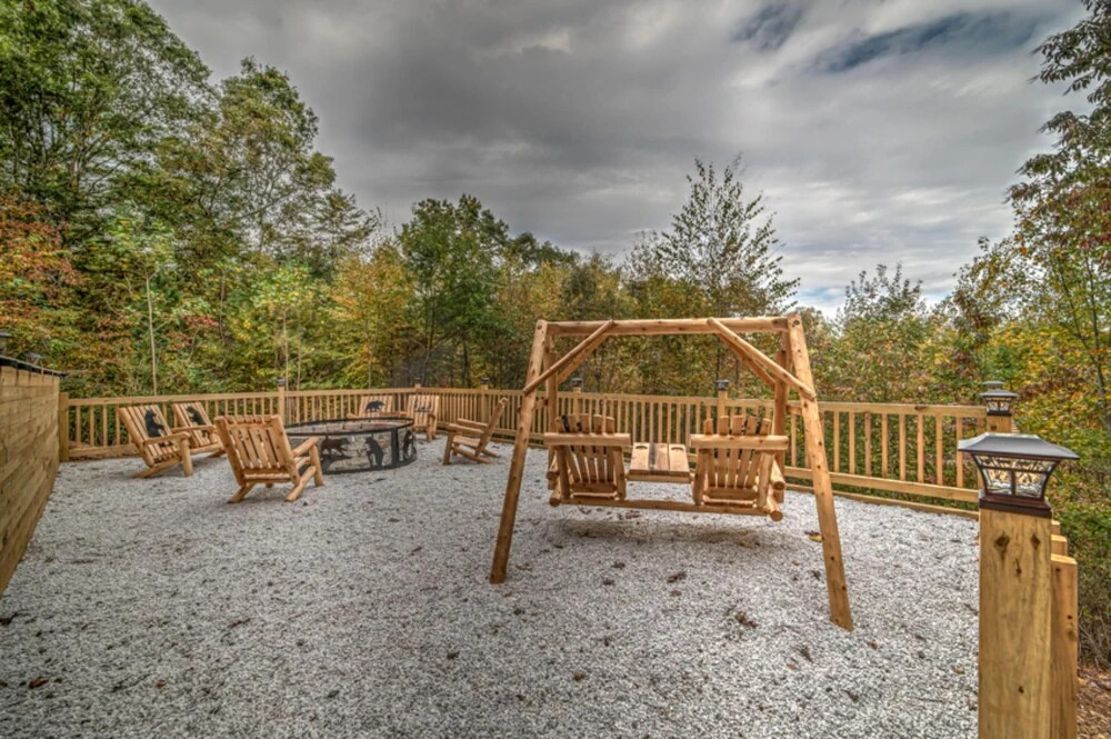Mountain Bear Lodge by Escape to Blue Ridge