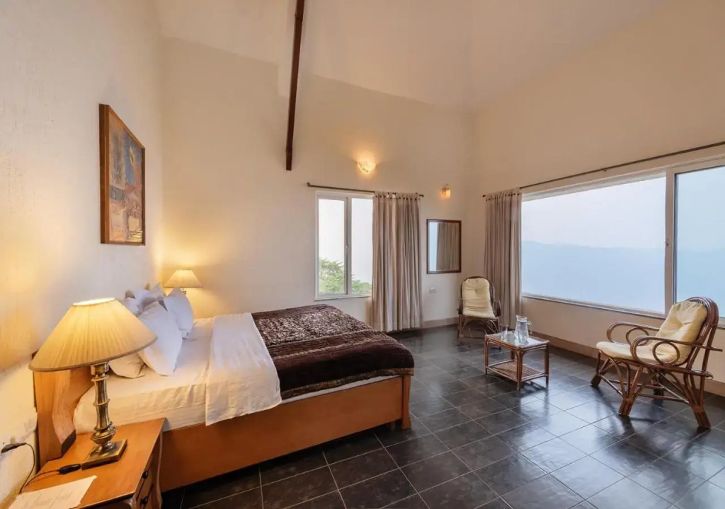 SaffronStays Valleys Edge, Panchgani