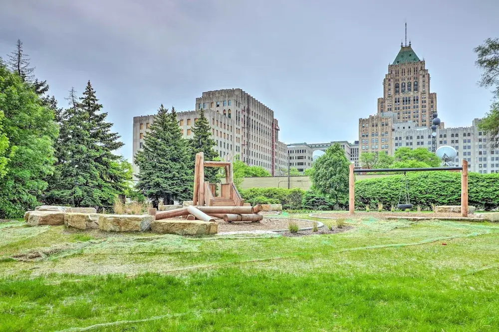 Urban Escape w/ Patio - 2 Mi to Downtown Detroit!