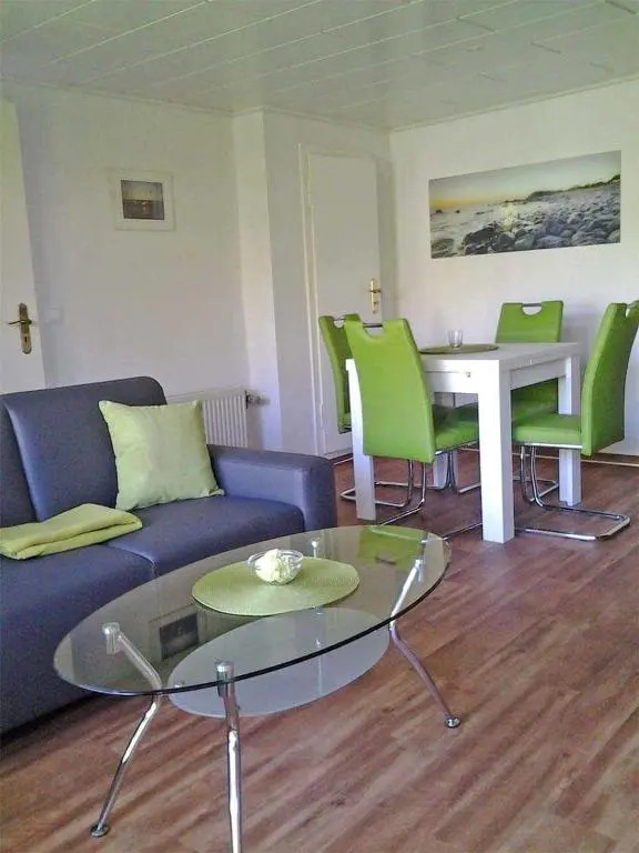 Ferienhaus Dranske RUeG 341