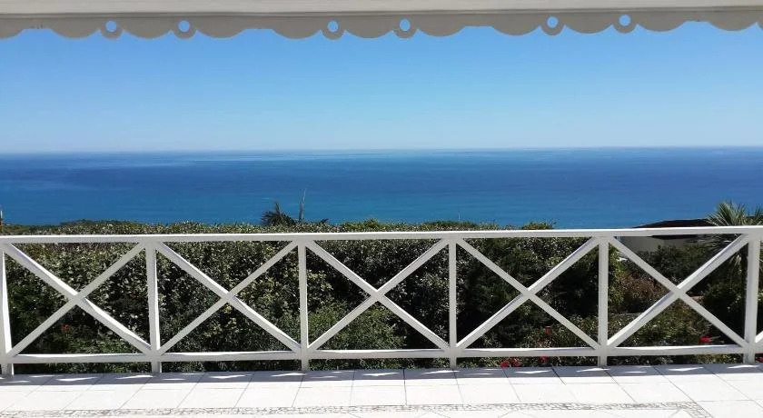 Cape Rose Cottage