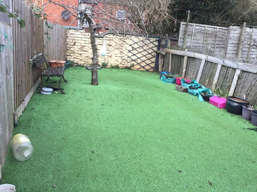 1 Bed - Sleeps 4 - Garden - City Centre