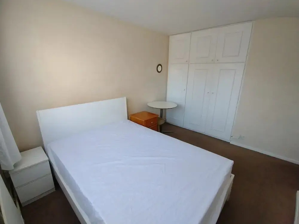 Lovely Double Bedroom - Putney