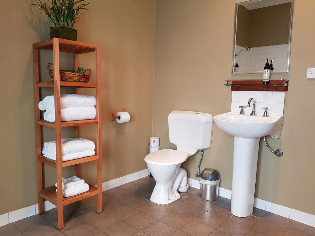 Clonmara Country House and Cottages