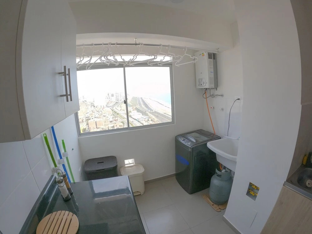 Exclusive Ocean View Apartment (1602)