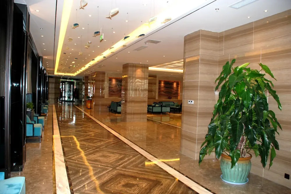 Yantai Dexin International Hotel