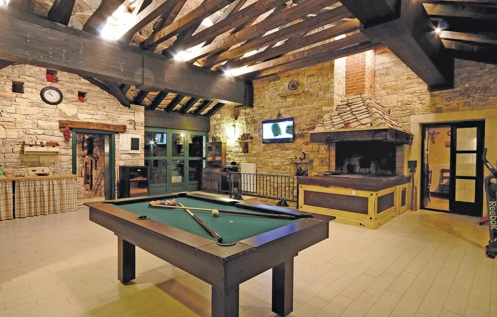 Nice Home in Lisicic With Wifi and 3 Bedrooms