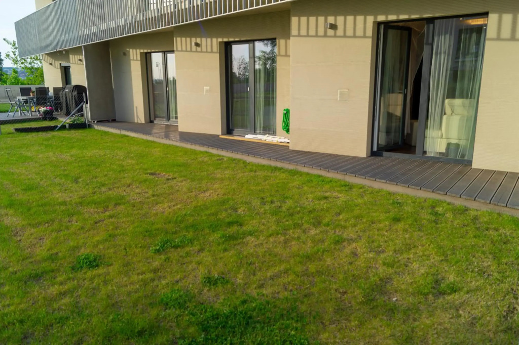 Krejcarek Garden Apartment