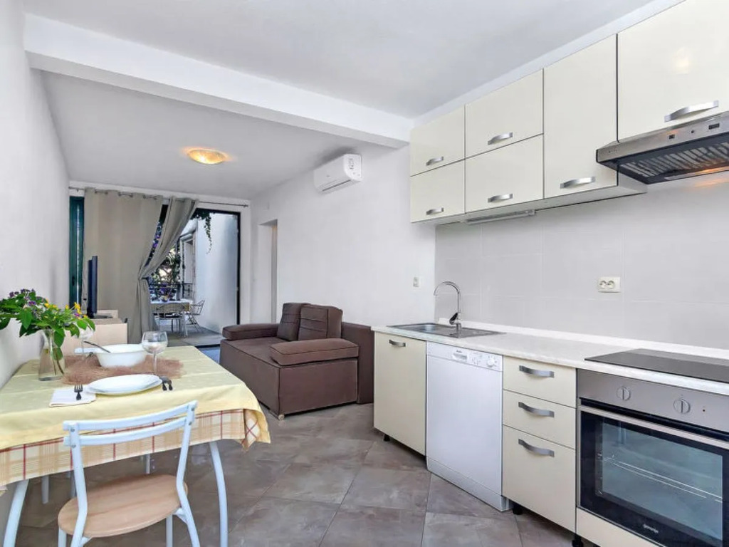 Apartment Rubin Hvar/Pokrivenik 22733