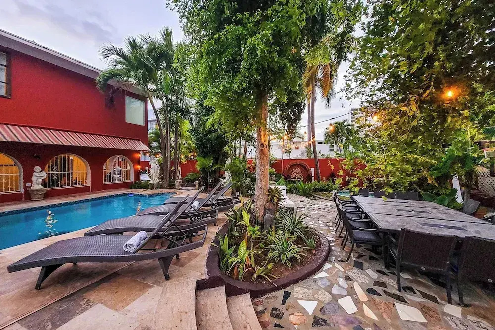 Luxurious San Juan Villa w/ Pool - Walk to Beach