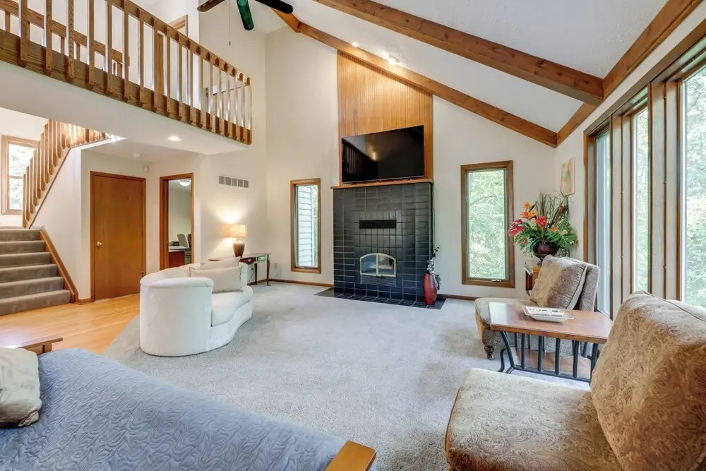 4 Mi to Dtwn Loveland: Private Retreat w/ Decks