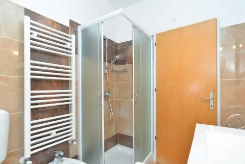 Apartment & Room Tanja 1552