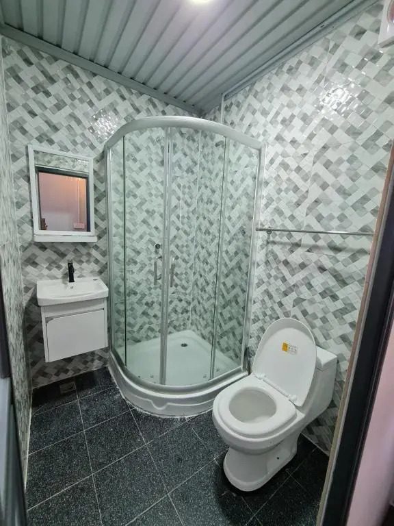 Cheqma Tiny Chalet