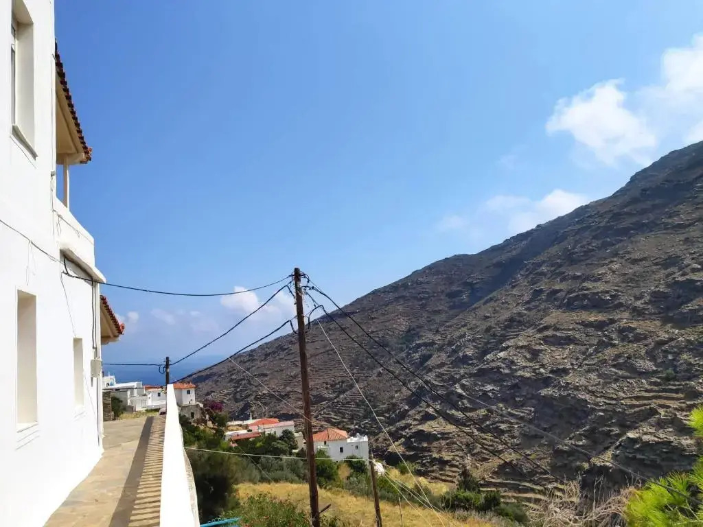 Arxontiko Avli Sigara -- Terrace Villa -- 10 min drive to Andros town