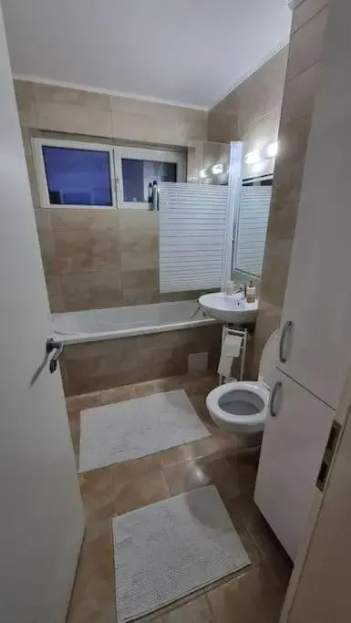 Apartament 3 camere Avantgarden