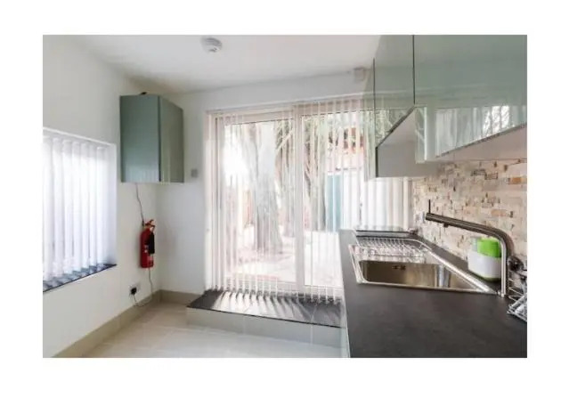 treetops flat3 Hall Green B28