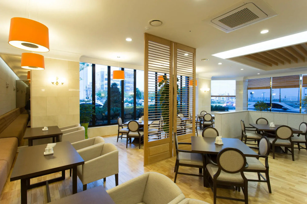 Fontana Beach Hotel