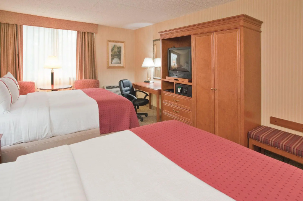 Holiday Inn Middletown Goshen