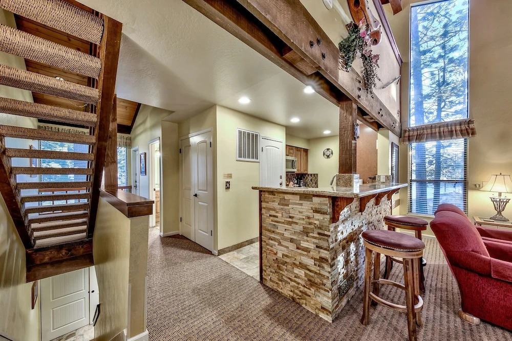 Newly Remodeled 2 Bedroom Townhome With Loft Townhouse by RedAwning