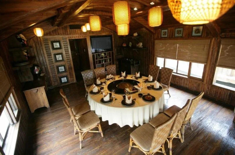 Chuanlord Holiday Hotel