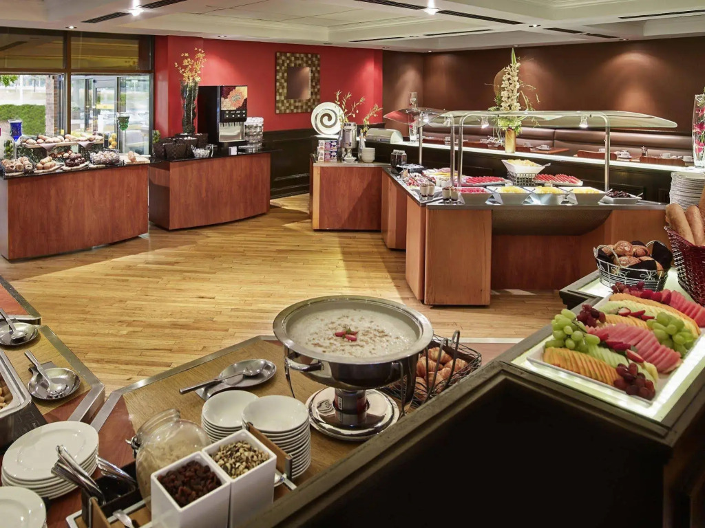 Delta Hotels by Marriott Toronto Mississauga