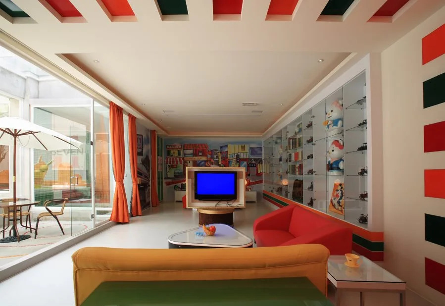 8th Platform Motel
