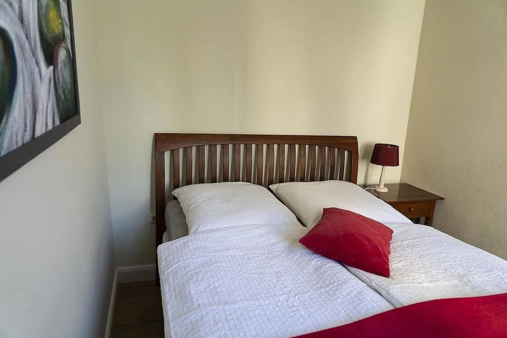 FewoZauber - 5 Apartments Klosterstrasse, Direkt am Schloss, Garten, Küche, 2 x Kamin, Fahrräder abstellbar