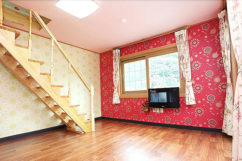 Ulsanhappy World Pension