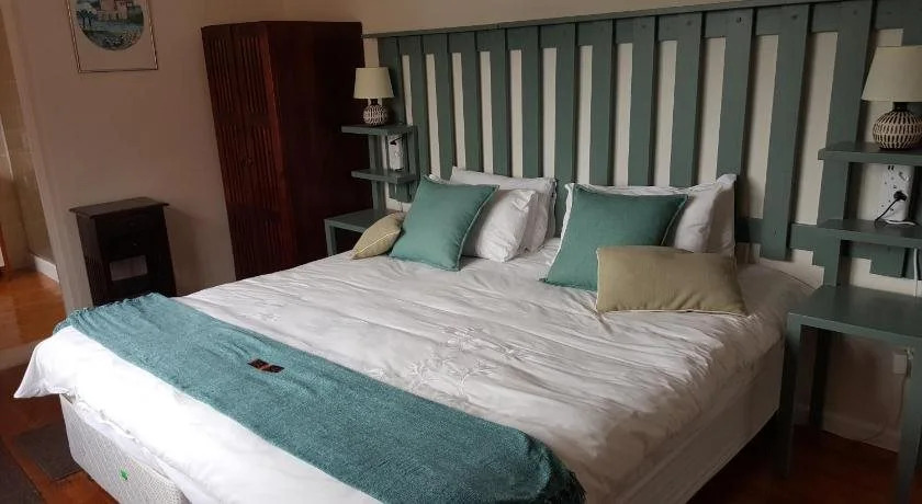 Waterside Lodge