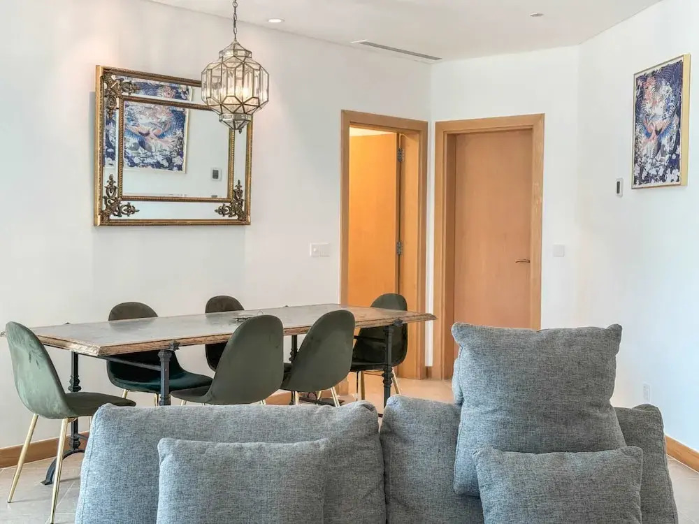 Upgraded 2BR Apartment at the Beach - Shoreline 1