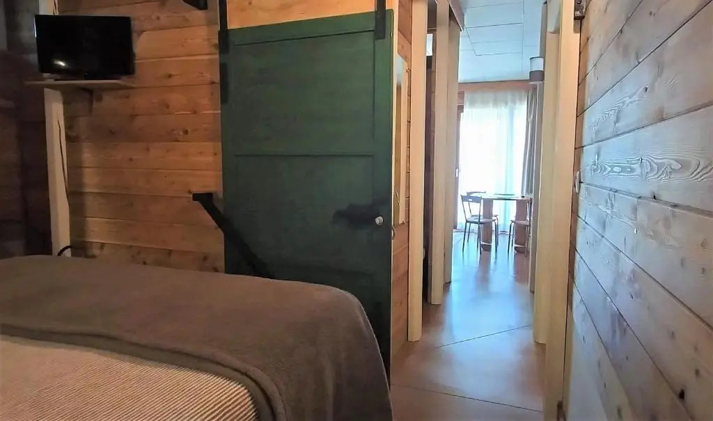 CaLuna Guest House