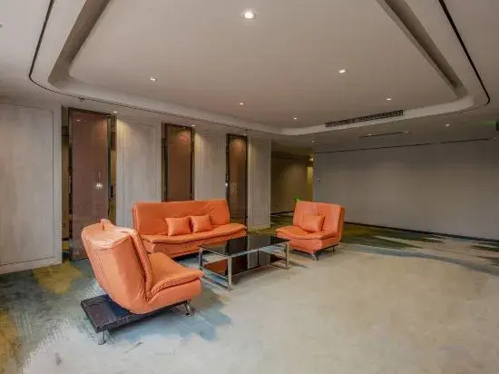 Shangyue Preferred Hotel (Zhengzhou Xinzheng Longhu Jinyicheng Shopping Center)