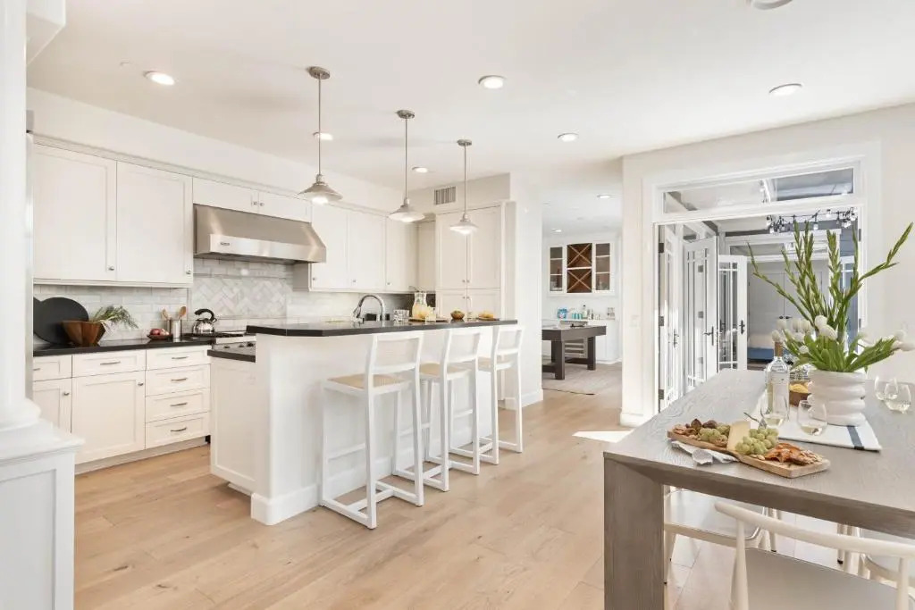 Crystal Cove by Avantstay Gorgeous & Charming Newport Home!