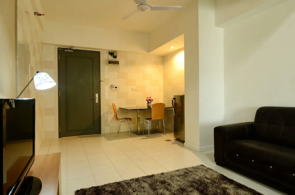 One-Stop Residence & Hotel