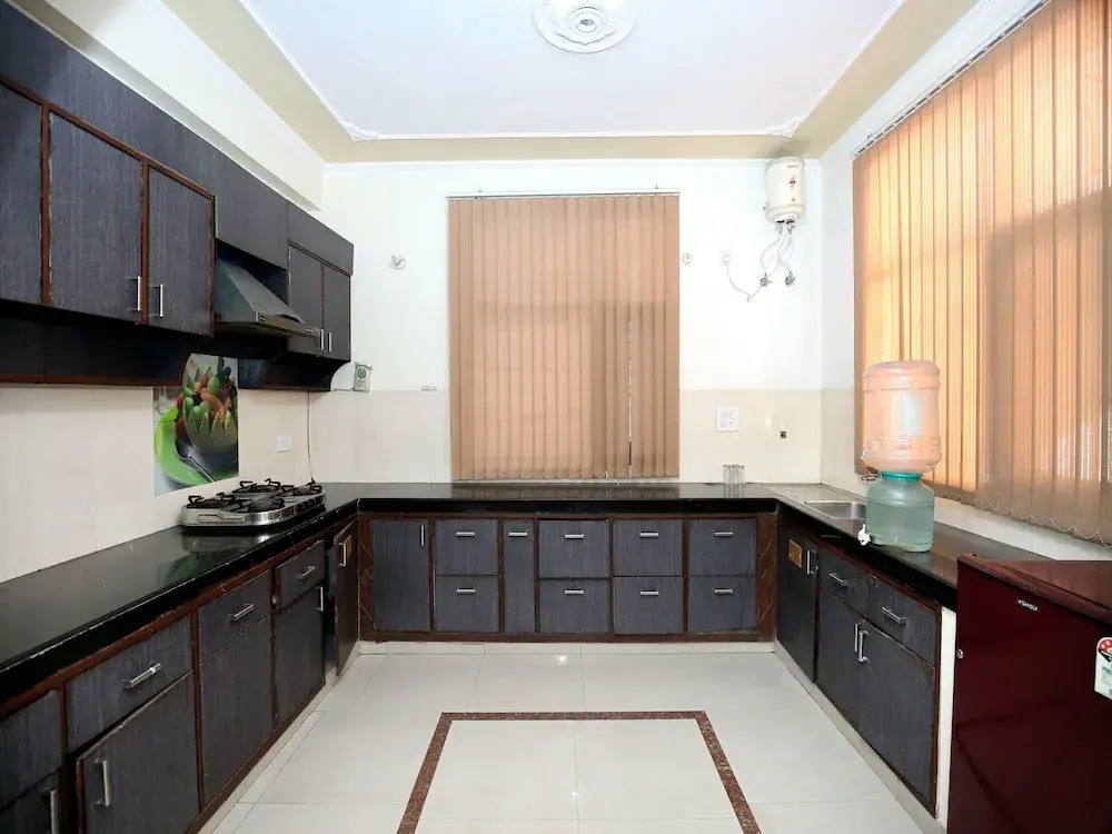 OYO 13428 Home Studios Barogh Valley