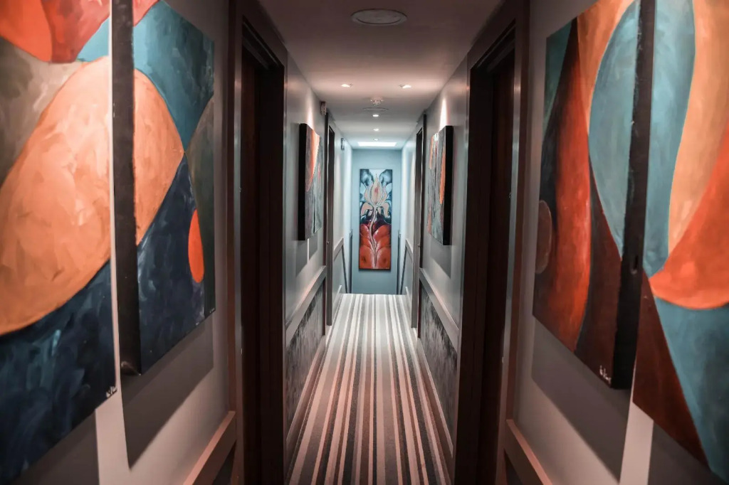 Hotel 55