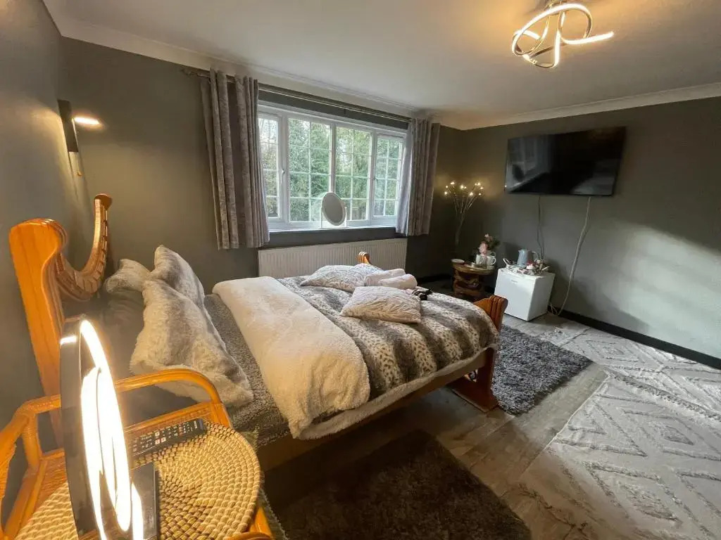 Da Vinci Guest House Gatwick Guest Parking, A Real Gem