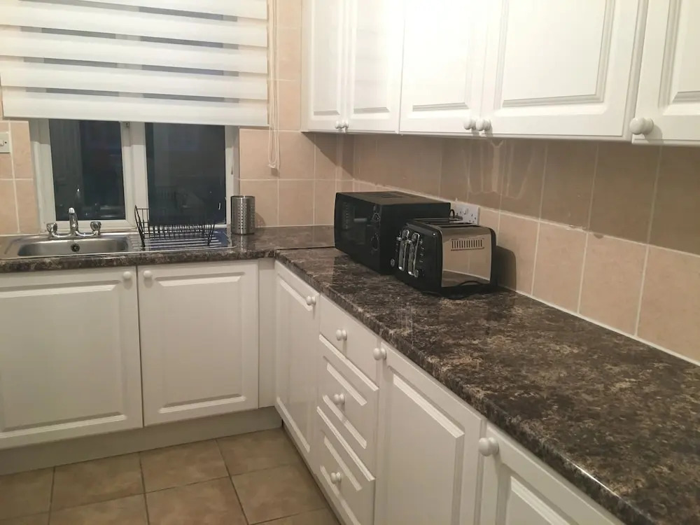 Kingswood Apartment