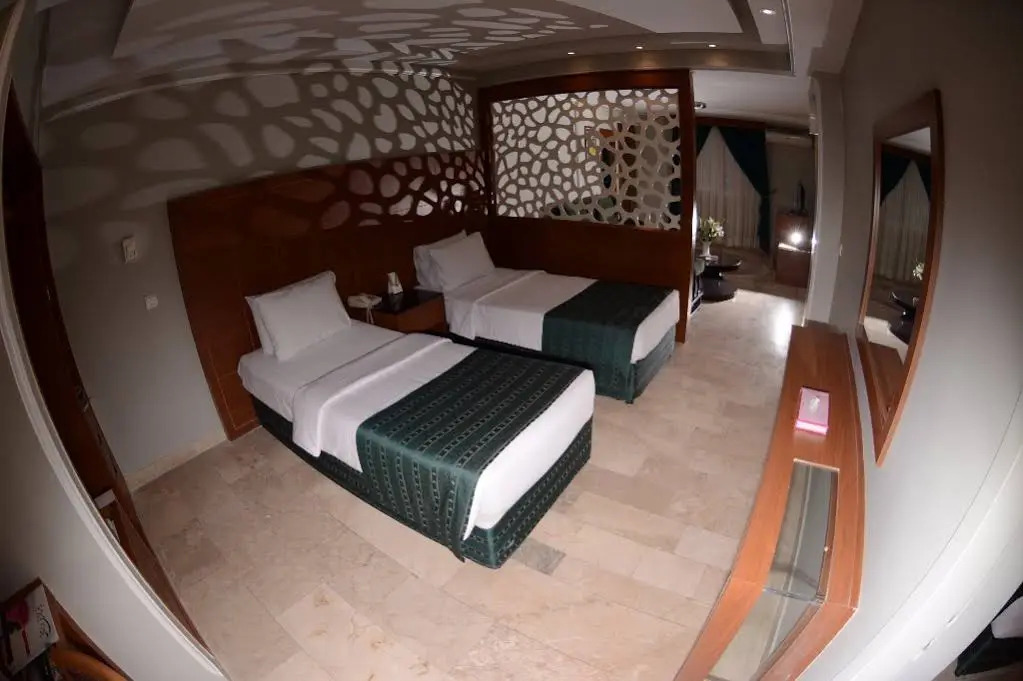 Tara Hotel