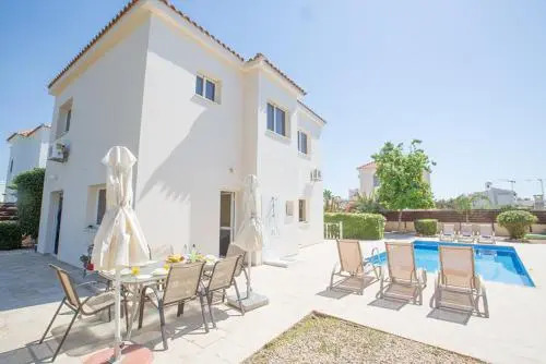 The Complete Guide to Renting Your Exclusive Holiday Villa in Sotira with Private Pool and Close to the Beach, Sotira Villa 1302