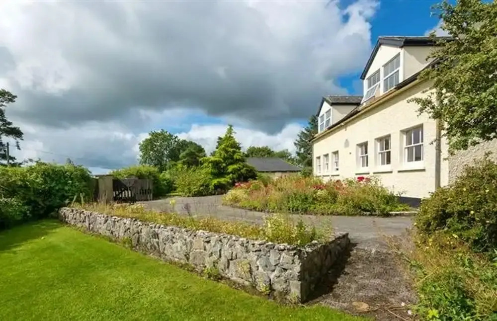 House With 7 Bedrooms in Ballinasloe, With Enclosed Garden - 60 km Fro